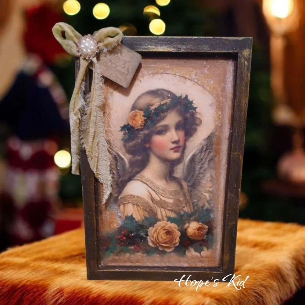 Elegant Angel Framed Art with Gold and Green Details - Picture 3 of 3